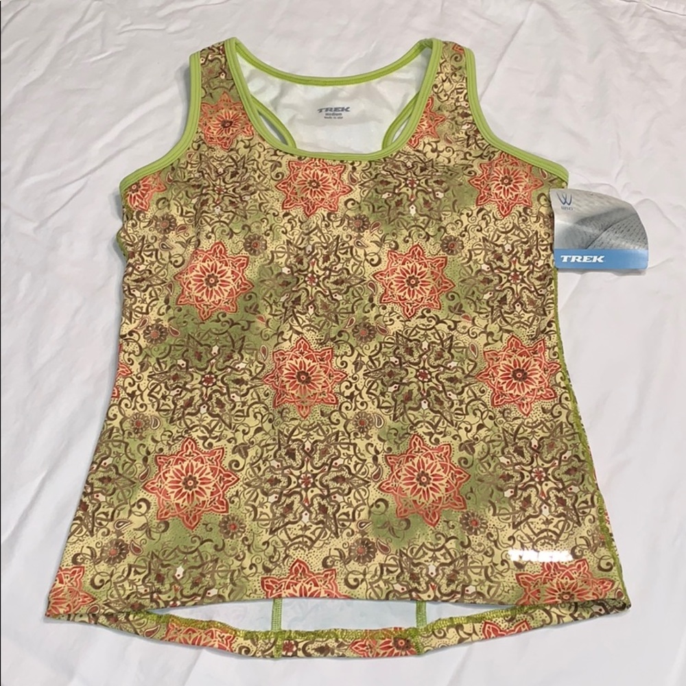 NWT Trek Racer back tank. Great colors😊
LL82